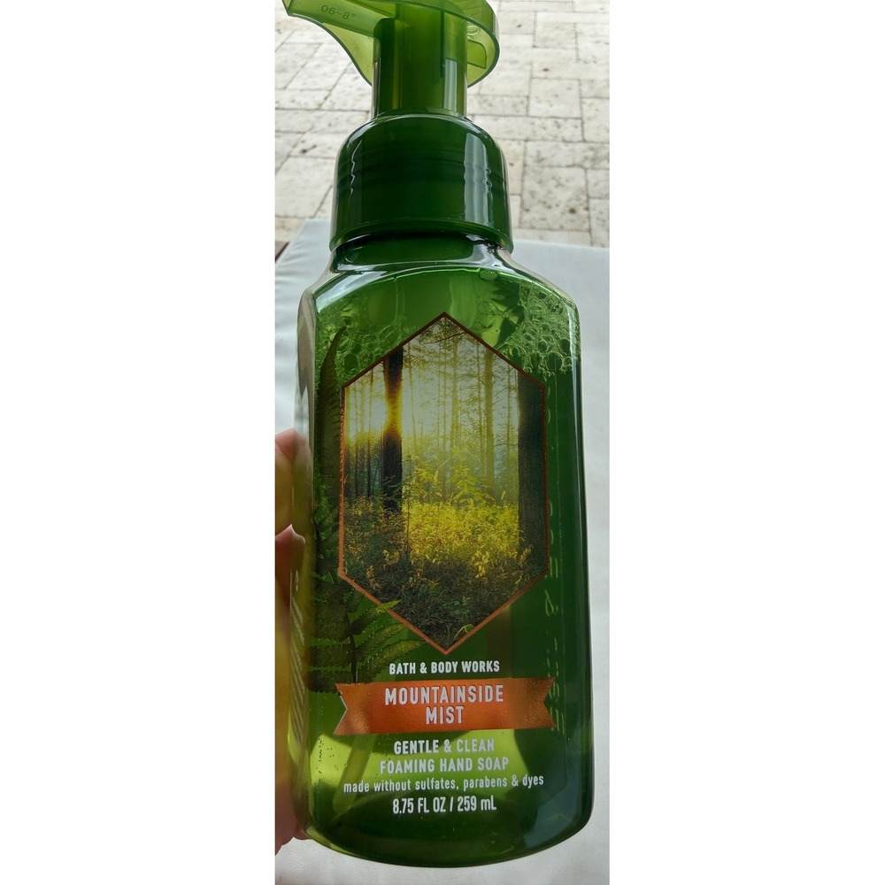 Bath & Body Works Mountainside Mist Gentle & Clean Foaming Hand Soap 8.75oz NEW